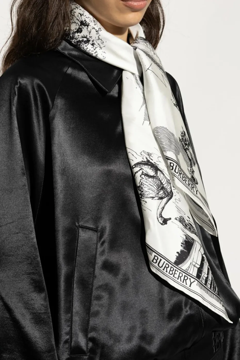 Burberry BIAŁY Jedwabna chusta