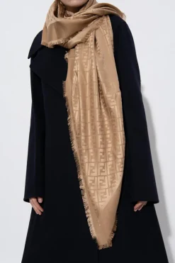 Fendi beżowy Chusta z monogramem