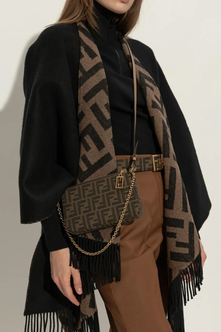 Fendi BRĄZOWY Torba na ramię `Baguette`