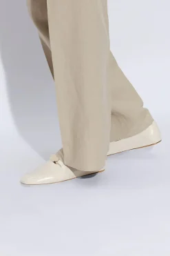 FERRAGAMO kremowy Buty ‘Elaine’ typu ‘loafers’