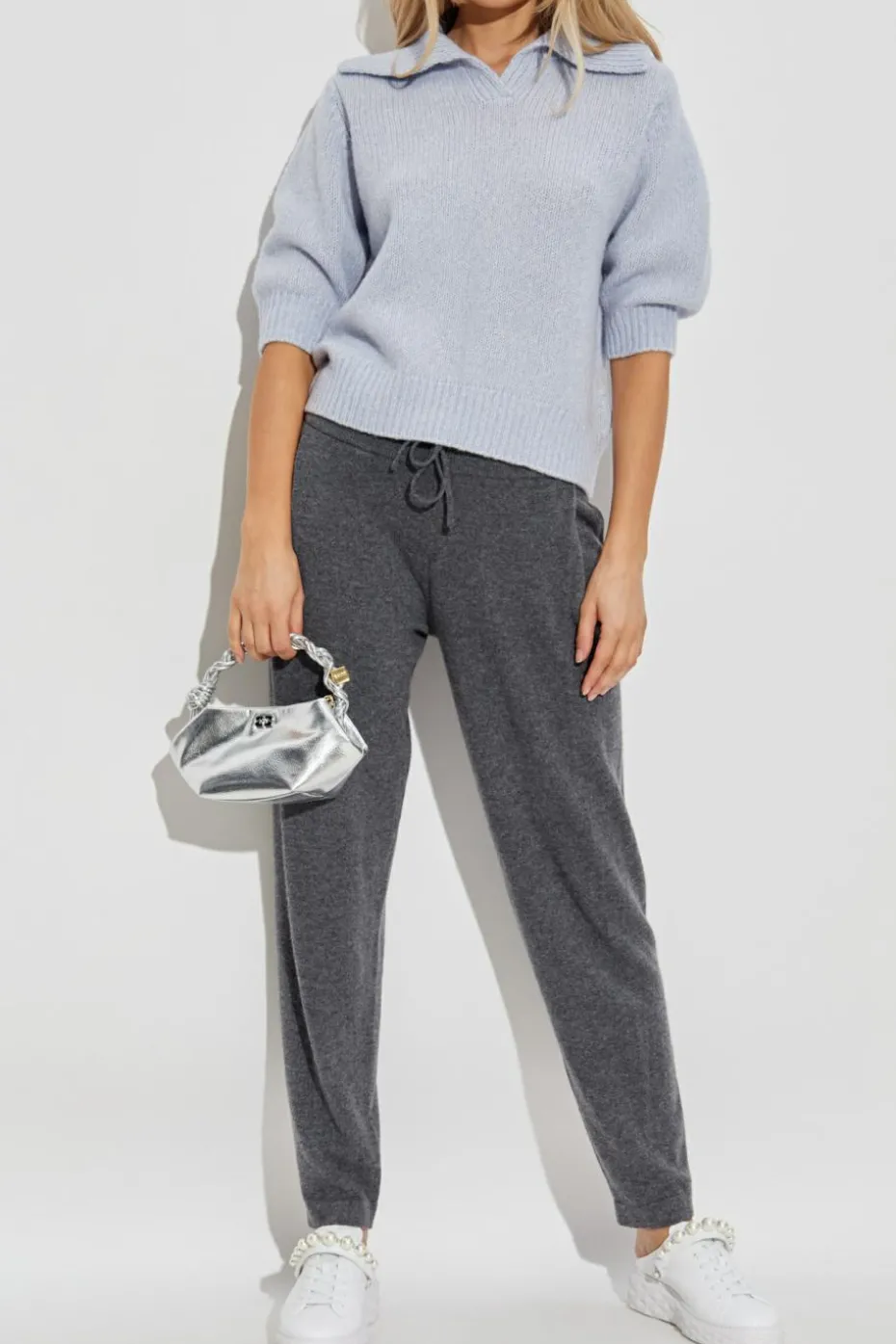Lisa Yang jasnoniebieski Sweter `Lailai`