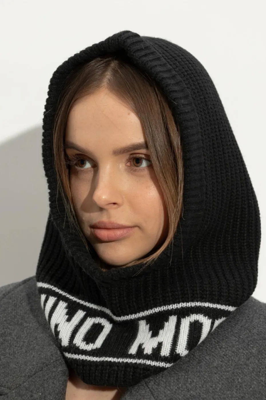 Moschino CZARNY Kaptur z logo