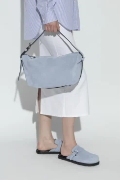 Moschino NIEBIESKI Zamszowa torba na ramię