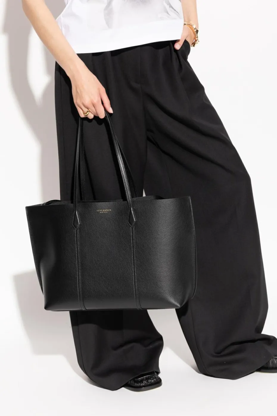 Tory Burch CZARNY Torba `Perry` typu `shopper`