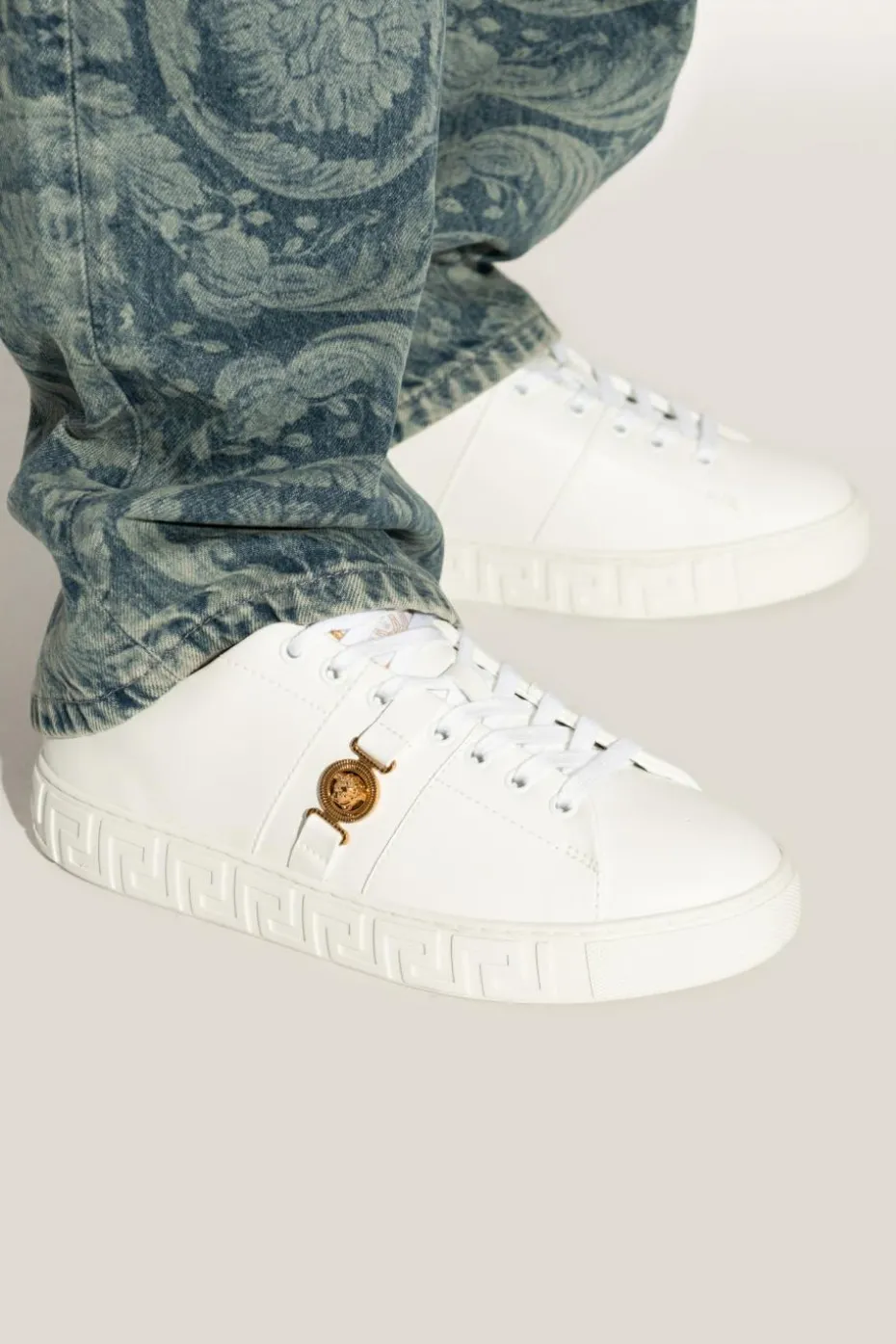 Versace BIAŁY Buty sportowe z logo